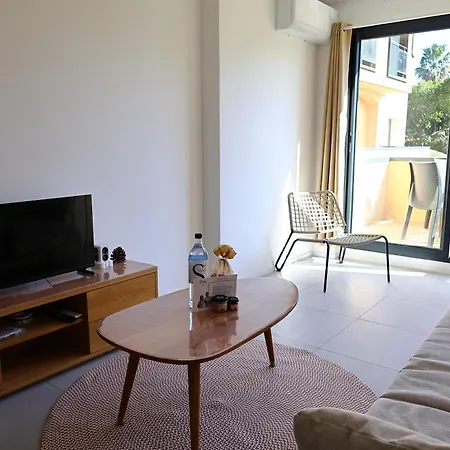 Casa Di Daisy - T2 Les Pieds Dans L'eau Et Piscine Pianottoli-Caldarello (Corsica)