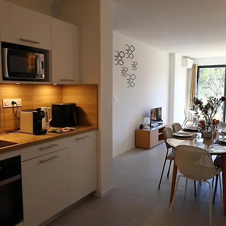 Casa Di Daisy - T2 Les Pieds Dans L'eau Et Piscine * Pianottoli-Caldarello (Corsica)