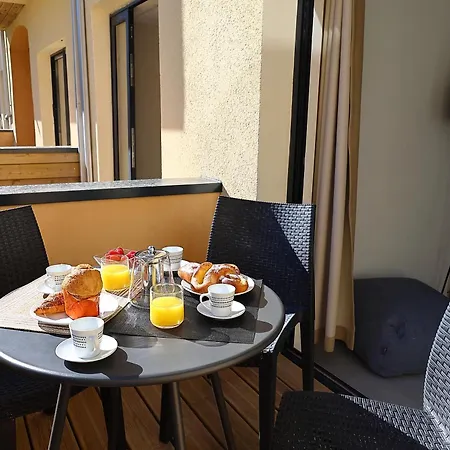 Casa Di Daisy - T2 Les Pieds Dans L'eau Et Piscine * Pianottoli-Caldarello (Corsica)