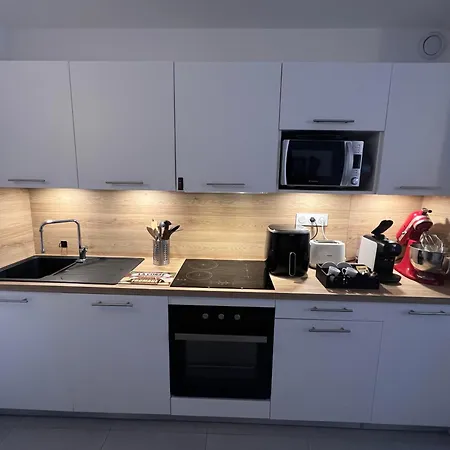 דירה Casa Di Daisy - T2 Les Pieds Dans L'eau Et Piscine פיאנוטולי-קלדרלו