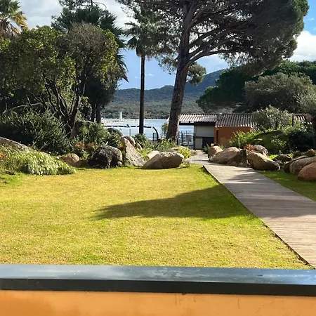 Casa Di Daisy - T2 Les Pieds Dans L'eau Et Piscine Pianottoli-Caldarello (Corsica)