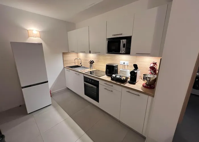 Casa Di Daisy - T2 Les Pieds Dans L'eau Et Piscine דירה *